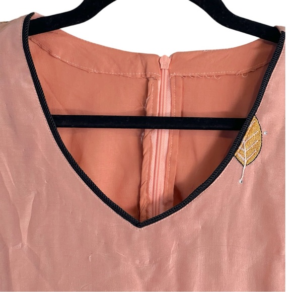 Vintage Handmade Pink Leaf Embroidered Dress - XS/S - Picture 3 of 7